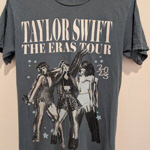 Taylor Swift 2023 Eras Tour Licensed T-Shirt - Size Small